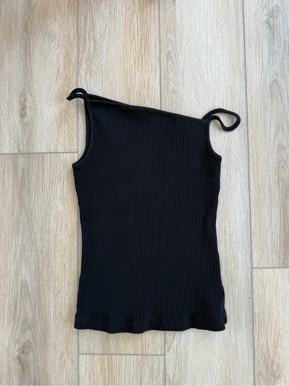 Agolde Black One-Shoulder Ribbed Tank